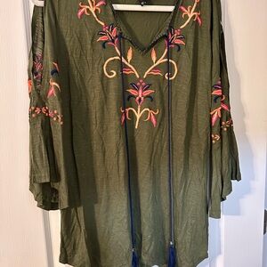 New Directions Green Tunic with Multicolor Embroidery